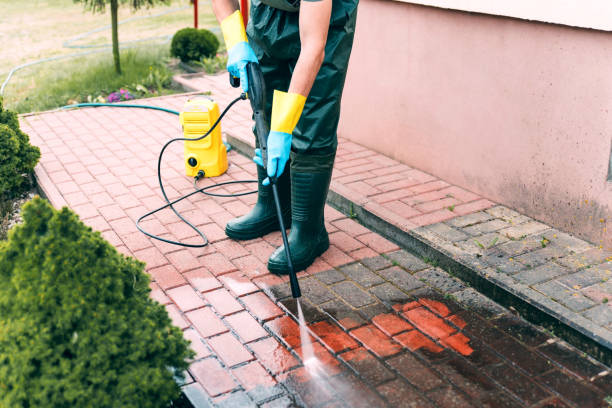 Best Concrete Pressure Washing  in Lathrop, MO